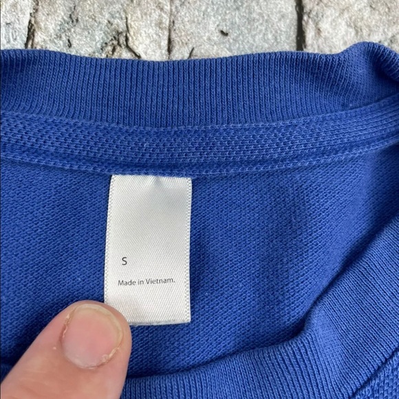 Apple Computer Company Women’s Small Uniform Crewneck Shirt embroidered logo - Picture 3 of 6